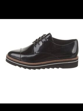 Vince Women's Black Patent Leather Platform Oxford Loafer